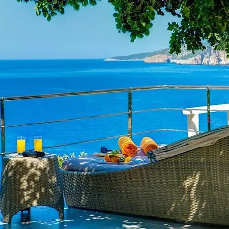 Seafront Kefalonia Kazaana 3 Bedrooms Spectacular Sea Views Willa *
