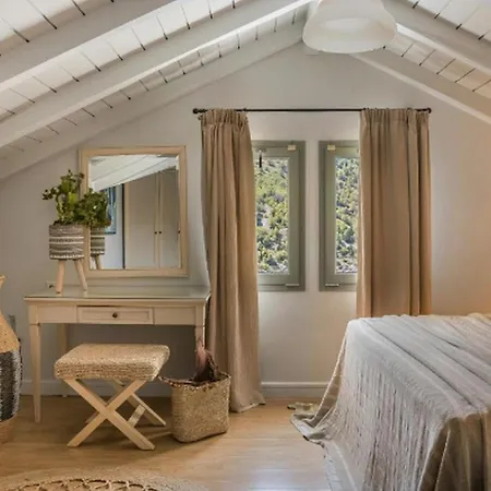 Вилла Seafront Kefalonia Kazaana 3 Bedrooms Spectacular Sea Views Асос