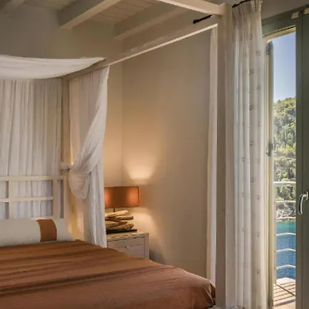 Vila Seafront Kefalonia Kazaana 3 Bedrooms Spectacular Sea Views *