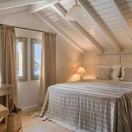 Seafront Kefalonia Kazaana 3 Bedrooms Spectacular Sea Views Вилла
